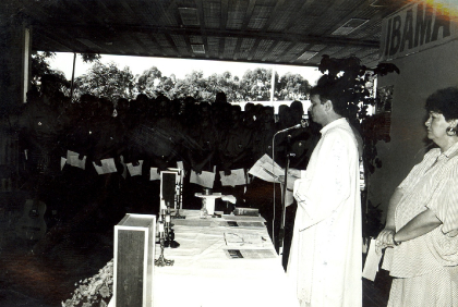 Celebração de missa de ação de graças pelo 1º aniversário do Ibama, em 23 de janeiro de 1990