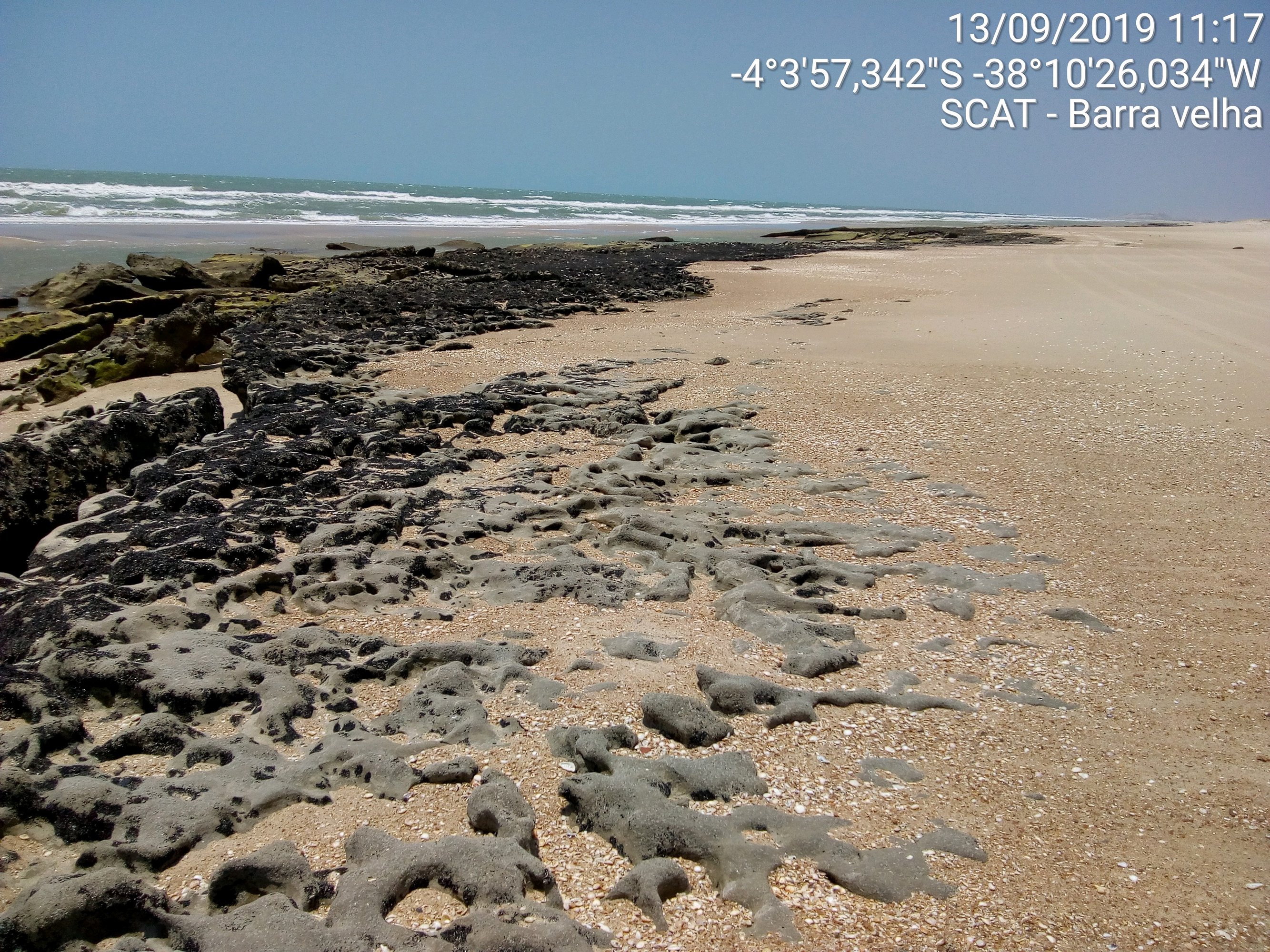 Manchas de óleo no litoral brasileiro