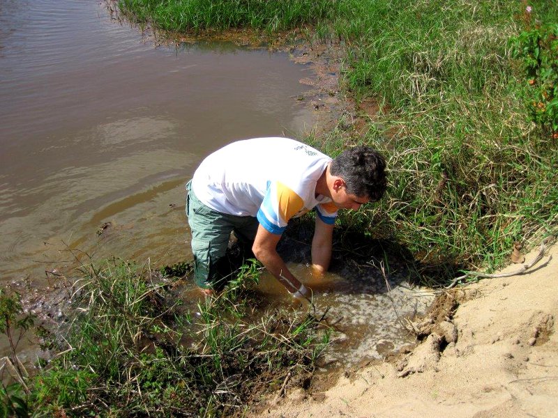 Coleta sedimentos Foto: Ibama
