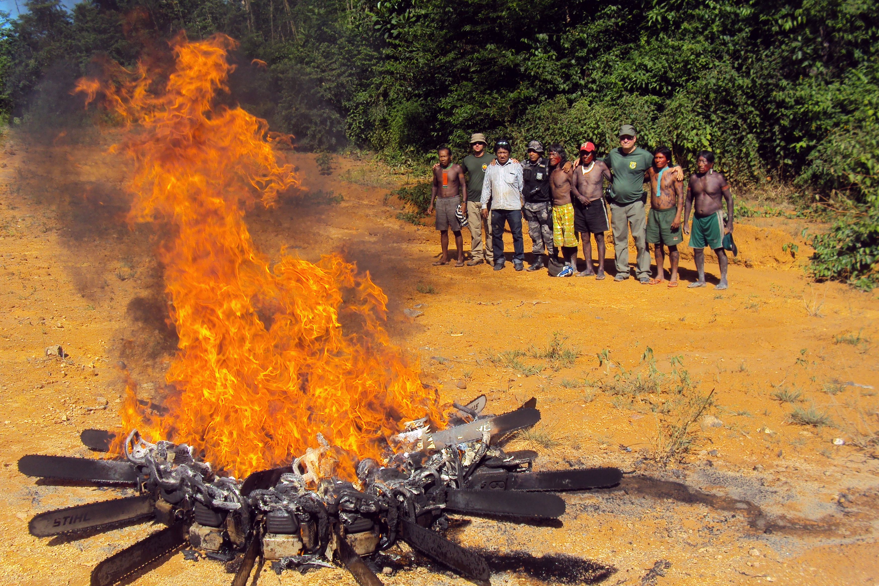 Operação realizada pelo Ibama em 2014 na terra indígena Menkragnoti, que resultou na Operação Rios Voadores Foto: Ibama
