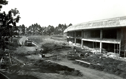Construção da sede do Ibama em Brasília, Distrito Federal.