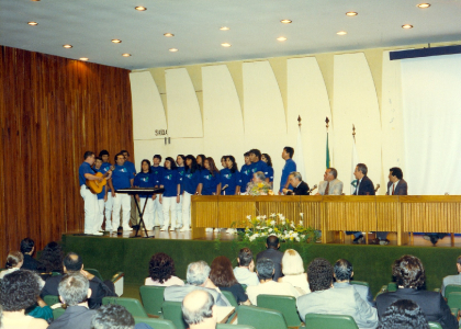 Solenidade de entrega do título de cidadão ao Dr. Paulo Nogueira, em setembro de 1997